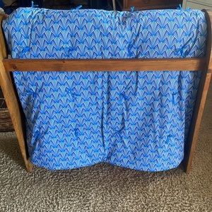 Beautiful New Quilt. 8 oz polyester filled quilt. 
 Approximately 88” x 42”